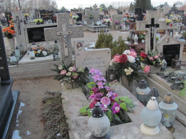 Grób Wiesława Eksztajn